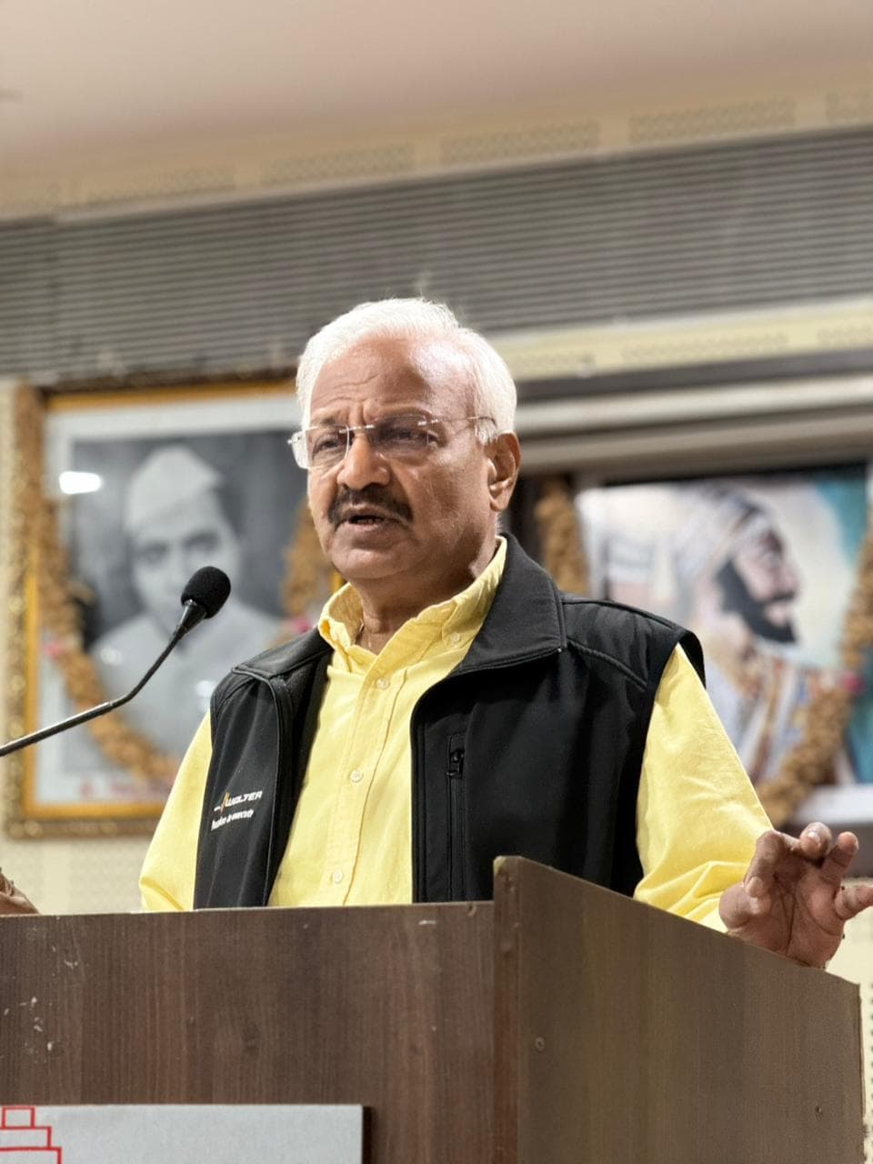 Shri Vivek Dattatray Bhosle